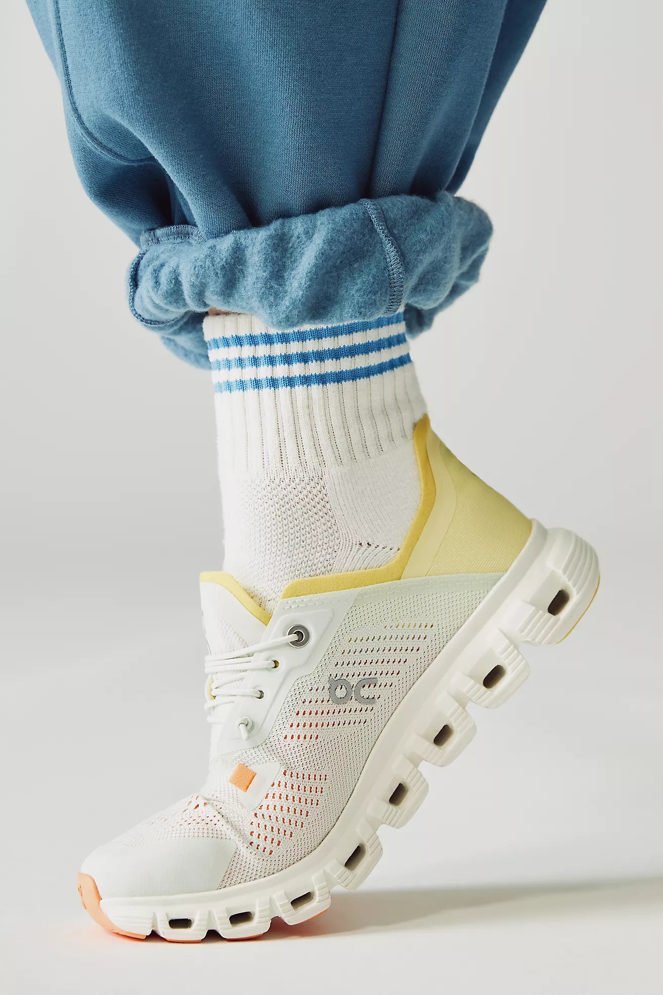 On Cloud 6 Coast (Women's)